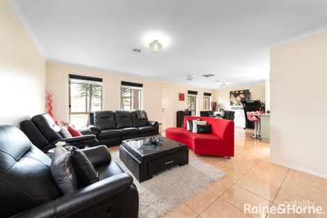 Property photo of 4 Turia Grove Roxburgh Park VIC 3064