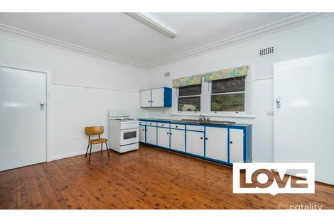 Property photo of 6 Linden Avenue Eleebana NSW 2282