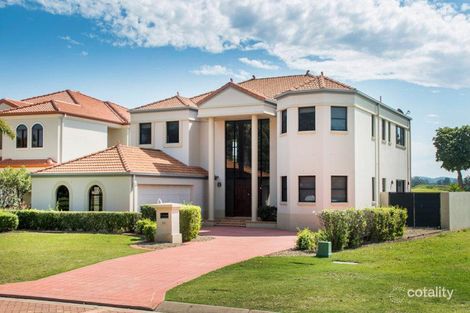 Property photo of 3120 Riverleigh Drive Hope Island QLD 4212