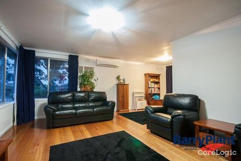 Property photo of 38 Fountain Drive Narre Warren VIC 3805