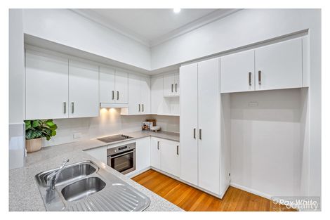 Property photo of 5 Eucalyptus Crescent Norman Gardens QLD 4701