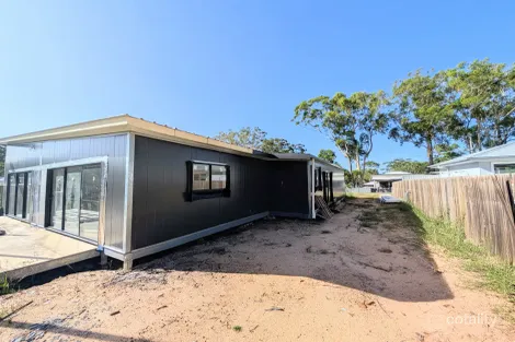 26 Jackson Rd, Russell Island, QLD 4184
