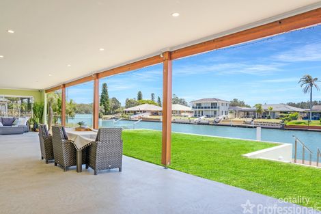 Property photo of 7 Elouera Crescent Forster NSW 2428