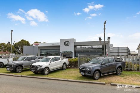 394 Albany Hwy, Orana, WA 6330