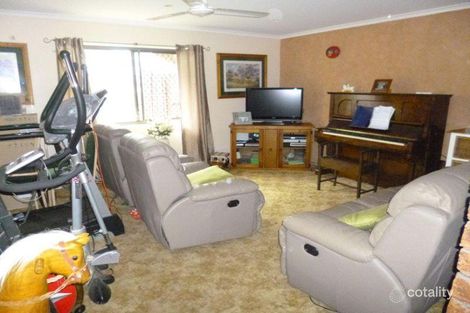 Property photo of 22 Minto Crescent Arana Hills QLD 4054