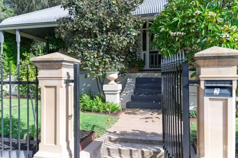 2 Anerley Rd, Murray Bridge, SA 5253