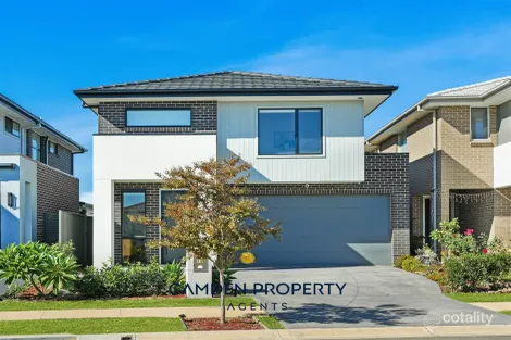 18 Hamer St, Catherine Field, NSW 2557