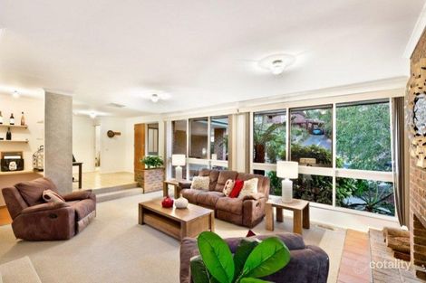 Property photo of 41 Corowa Crescent Greensborough VIC 3088