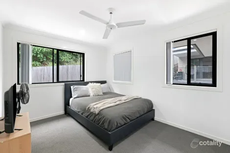 Property photo of 3/114 Wunburra Circle Pacific Pines QLD 4211