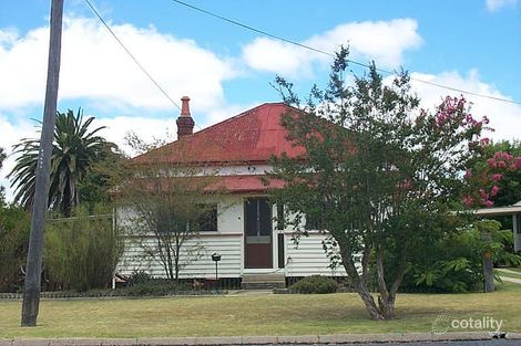 6 Dragon St, Warwick, QLD 4370