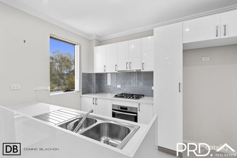Property photo of 60 Ikara Crescent Moorebank NSW 2170
