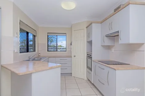 Property photo of 19 Blue Wren Drive Kelso QLD 4815