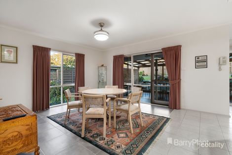Property photo of 2 Reddington Terrace Doncaster East VIC 3109