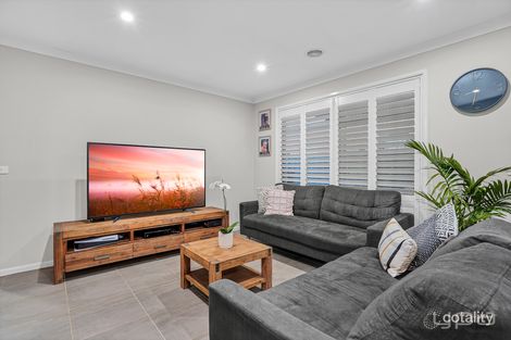 Property photo of 18 Willesden Crescent Wyndham Vale VIC 3024