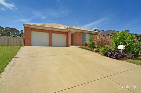 17 Warrigal St, Nowra, NSW 2541