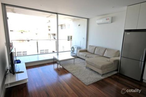 Property photo of 205/126-126A Chapel Street St Kilda VIC 3182