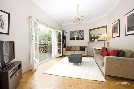 Property photo of 202 Napier Street Essendon VIC 3040