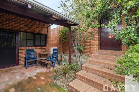 Property photo of 11 Wade Close Duncraig WA 6023