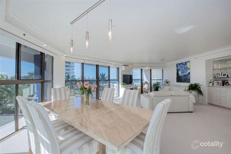 8/17 Bayview St, Runaway Bay, QLD 4216