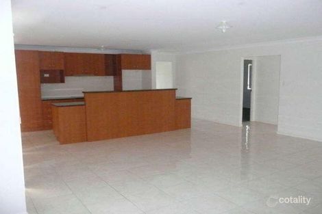 Property photo of 14 Yamba Close Fitzgibbon QLD 4018