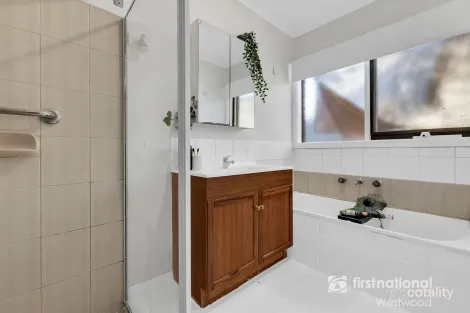 Property photo of 20 Black Forest Road Werribee VIC 3030