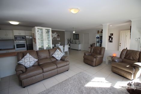 Property photo of 1/28 McMillan Street Labrador QLD 4215