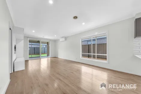 Property photo of 17 Shamrock Way Truganina VIC 3029