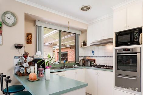Property photo of 3 Badger Court Narre Warren VIC 3805