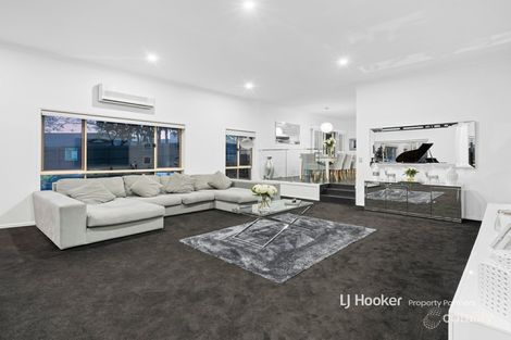 Property photo of 19 Superior Place Parkinson QLD 4115