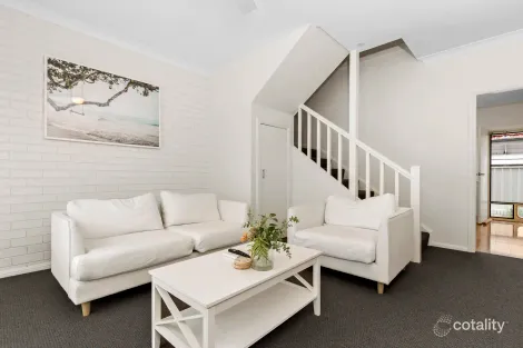 Property photo of 2/41 Selwyn Street Merewether NSW 2291