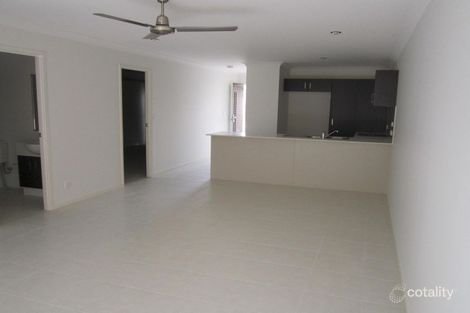 Property photo of 3/2 Wollumbin Crescent Waterford QLD 4133