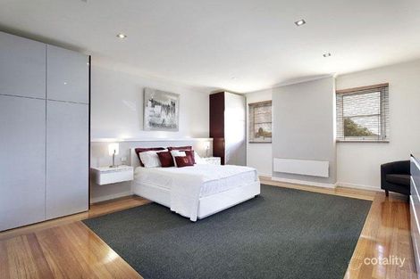 Property photo of 18 Graves Street Essendon VIC 3040
