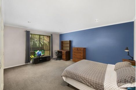 Property photo of 9 Karoola Avenue Kingfisher Shores NSW 2259
