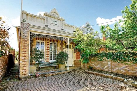 Property photo of 7 Kambrook Road Caulfield North VIC 3161