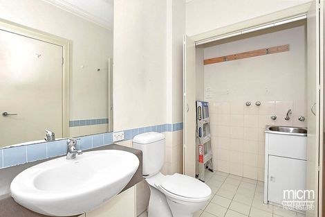 Property photo of 11/408 La Trobe Street Melbourne VIC 3000
