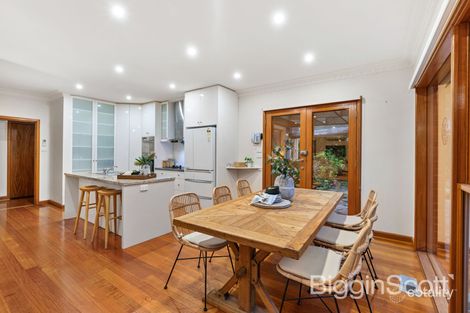 Property photo of 9 Carlyle Crescent Mont Albert VIC 3127