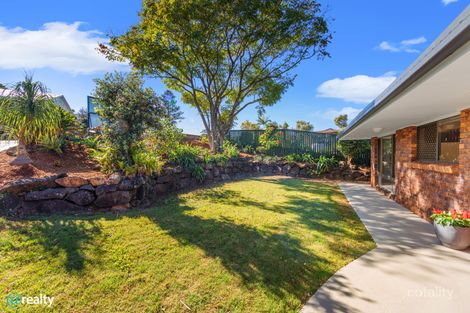 Property photo of 30 Summit Crescent Carrara QLD 4211