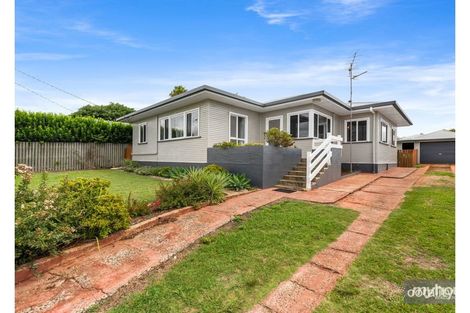 27 Beelbee St, Harristown, QLD 4350