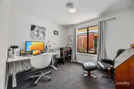 Property photo of 2 Close Street Birkenhead SA 5015