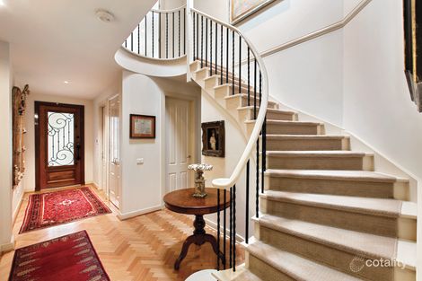 Property photo of 15 Glen Road Toorak VIC 3142