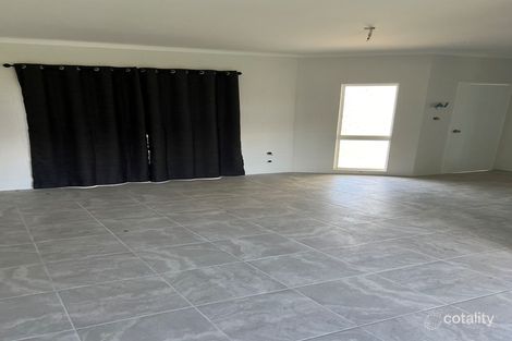 Property photo of 3 Bee Close Bentley Park QLD 4869