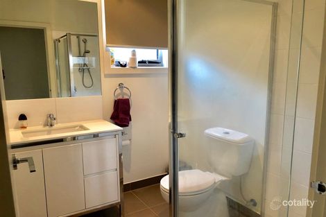 Property photo of 2/5 Travers Street Thomastown VIC 3074