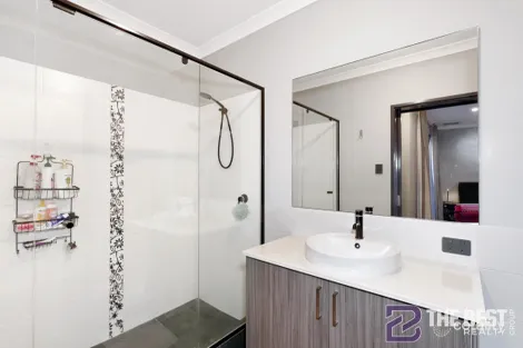 Property photo of 44 Addington Loop Piara Waters WA 6112