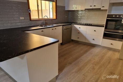 Property photo of 9 Red Admiral Place Lightning Ridge NSW 2834