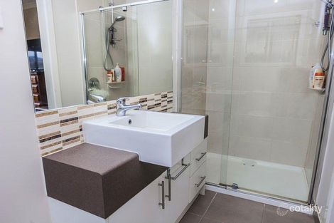 Property photo of 85 Thoresby Circuit Craigieburn VIC 3064