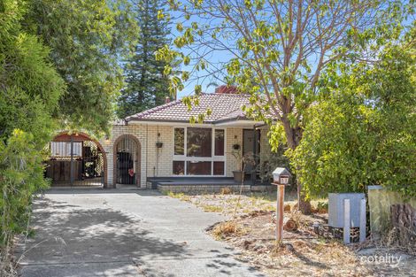 Property photo of 11 Ellerby Way Koondoola WA 6064