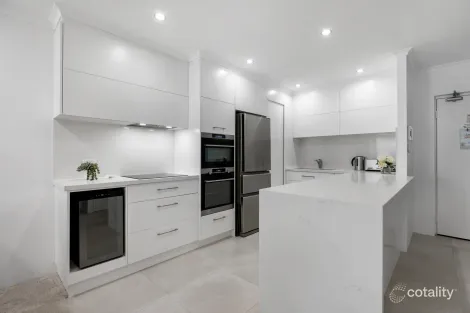 Property photo of 24/2 Serenity Close Noosa Heads QLD 4567