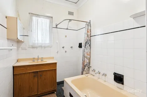 Property photo of 25 Sandra Avenue Rostrevor SA 5073