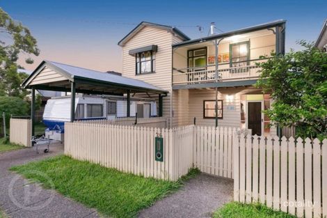 Property photo of 26 Graceville Avenue Graceville QLD 4075