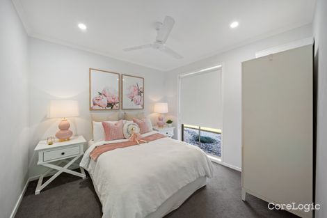 Property photo of 16 Bottlebrush Drive Regents Park QLD 4118